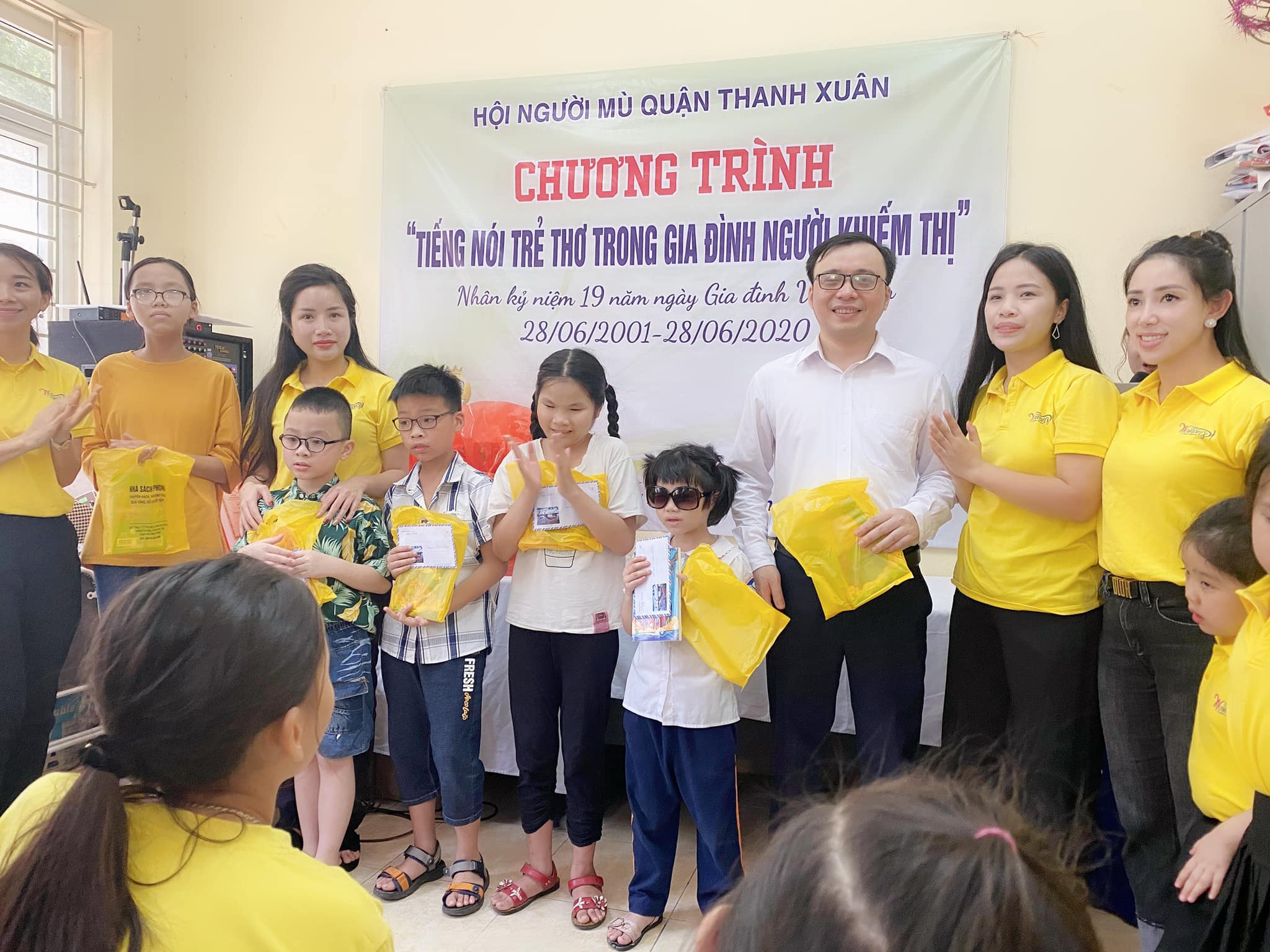 Chương trình “Tiếng nói trẻ thơ trong gia đình người khiếm thị”